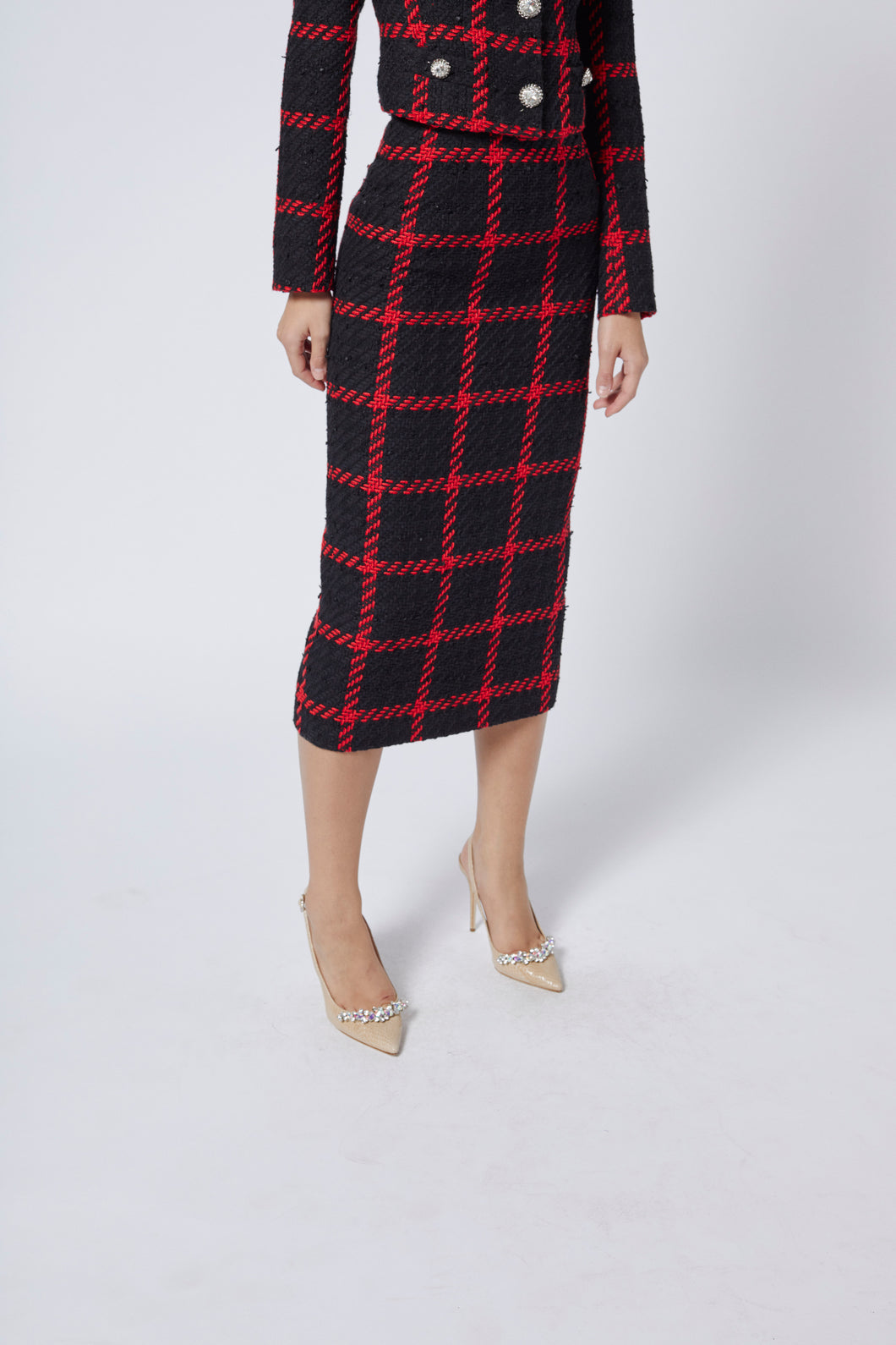 FAB1817-F2728 / Black-red midi checked tweed skirt